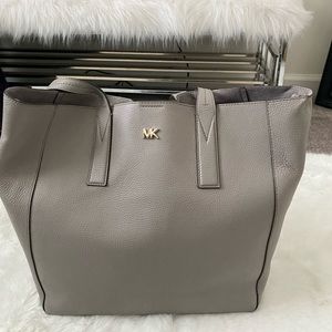 Michael Kors Tote, gray, silver hardware,pocket inside, leather, sm mark on back